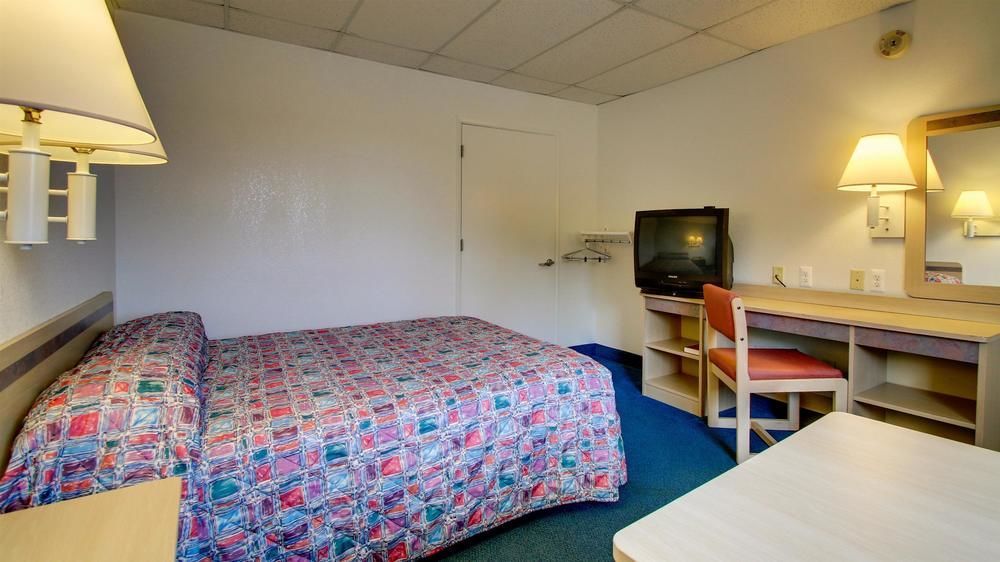 Motel 6-Salina, Ks ภายนอก รูปภาพ