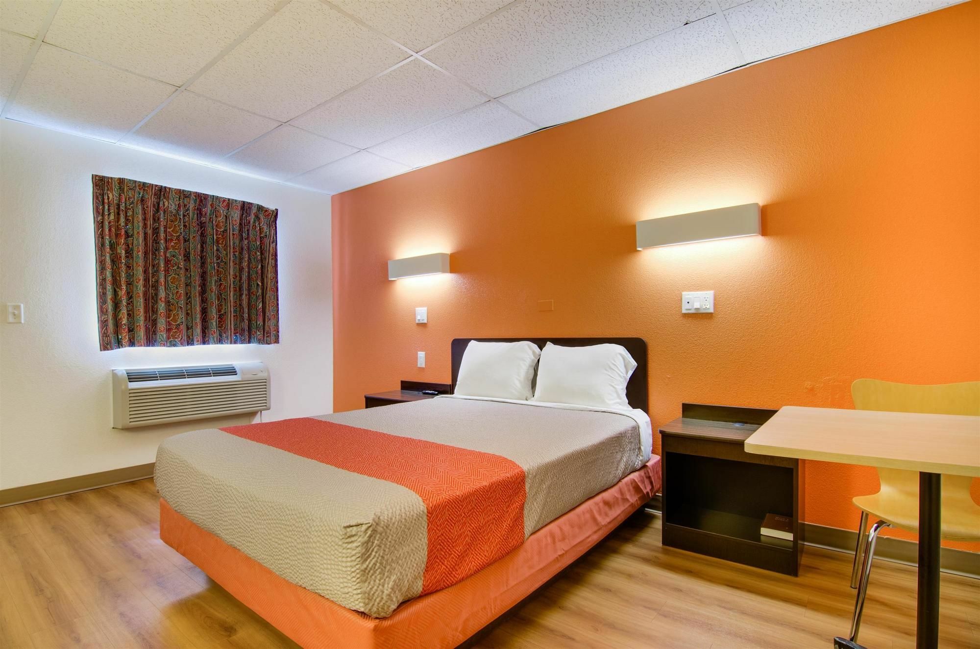 Motel 6-Salina, Ks ภายนอก รูปภาพ